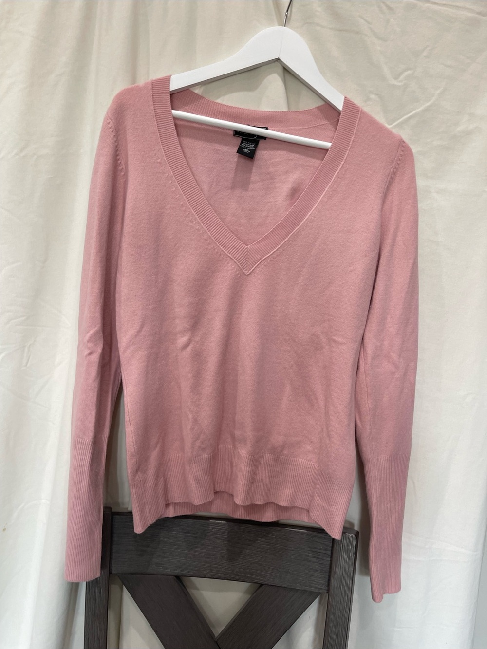 Talbots Pink V-Neck Sweater - Soft Ribbed Knit